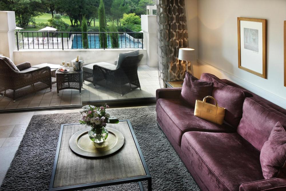 Residence Hoteliere 4 Etoiles Les Mas Du Grand Vallon มูแฌ็ง ภายนอก รูปภาพ