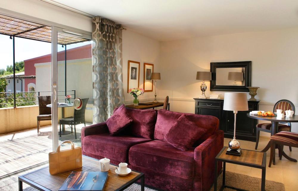 Residence Hoteliere 4 Etoiles Les Mas Du Grand Vallon มูแฌ็ง ภายนอก รูปภาพ