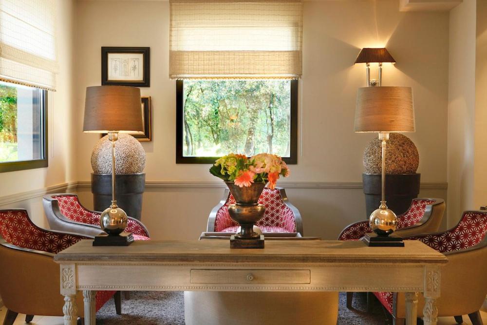 Residence Hoteliere 4 Etoiles Les Mas Du Grand Vallon มูแฌ็ง ภายนอก รูปภาพ