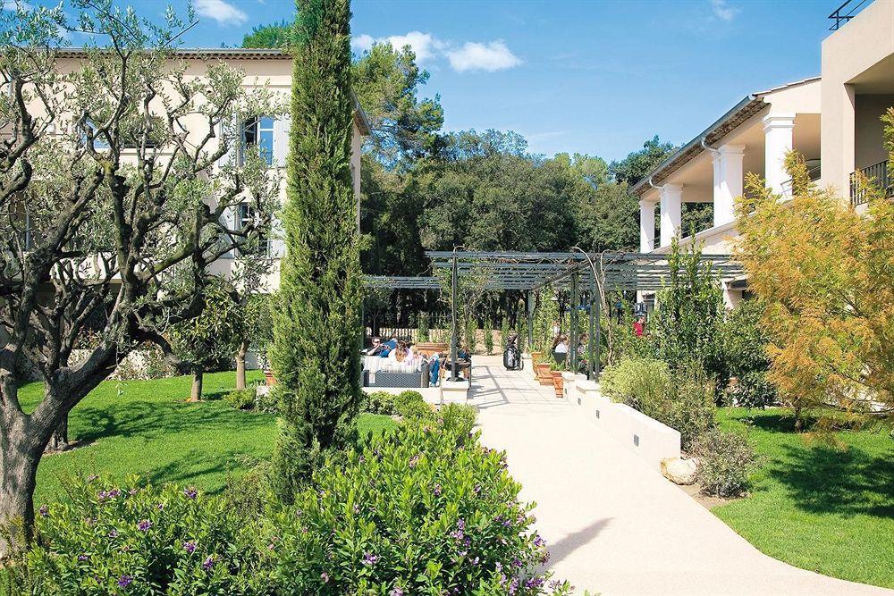Residence Hoteliere 4 Etoiles Les Mas Du Grand Vallon มูแฌ็ง ภายนอก รูปภาพ