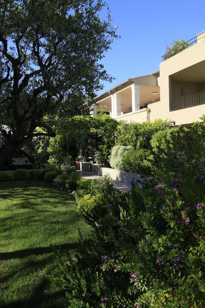Residence Hoteliere 4 Etoiles Les Mas Du Grand Vallon มูแฌ็ง ภายนอก รูปภาพ