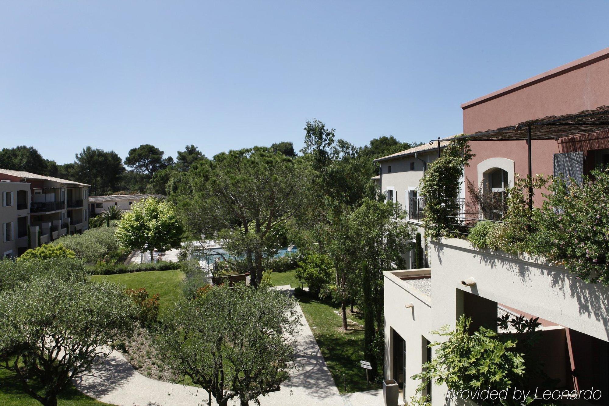 Residence Hoteliere 4 Etoiles Les Mas Du Grand Vallon มูแฌ็ง ภายนอก รูปภาพ
